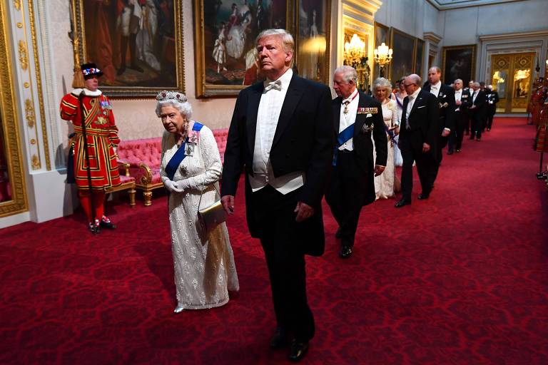 A rainha Elizabeth II e o presidente dos EUA Donald Trump