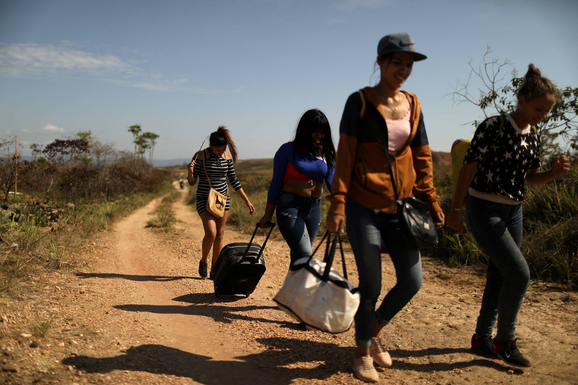 Número de imigrantes no Brasil dobra em 1 década, com menos