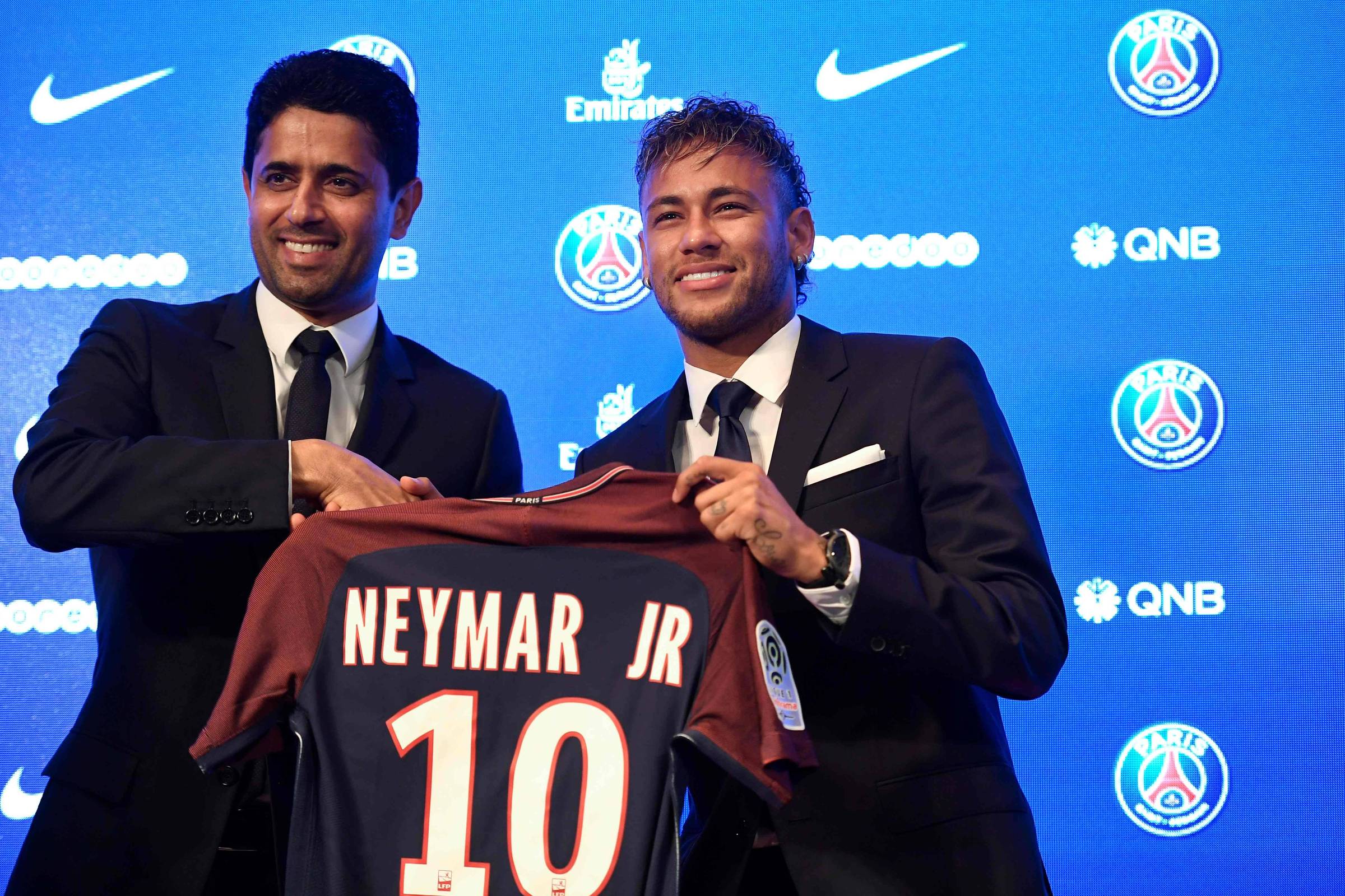 Ninguém o forçou a assinar contrato, diz presidente do PSG sobre Neymar