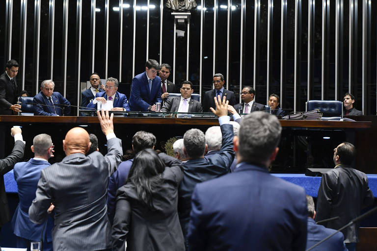 Senadores Izalci (PSDB-DF), Roberto Rocha (PSDB-MA), o presidente do Senado, Davi Alcolumbre (DEM-AP), e Weverton (PDT-MA)
