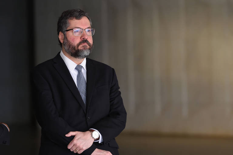 O ministro das Relações Exteriores, Ernesto Araújo,  no Palácio Itamaraty, em Brasília