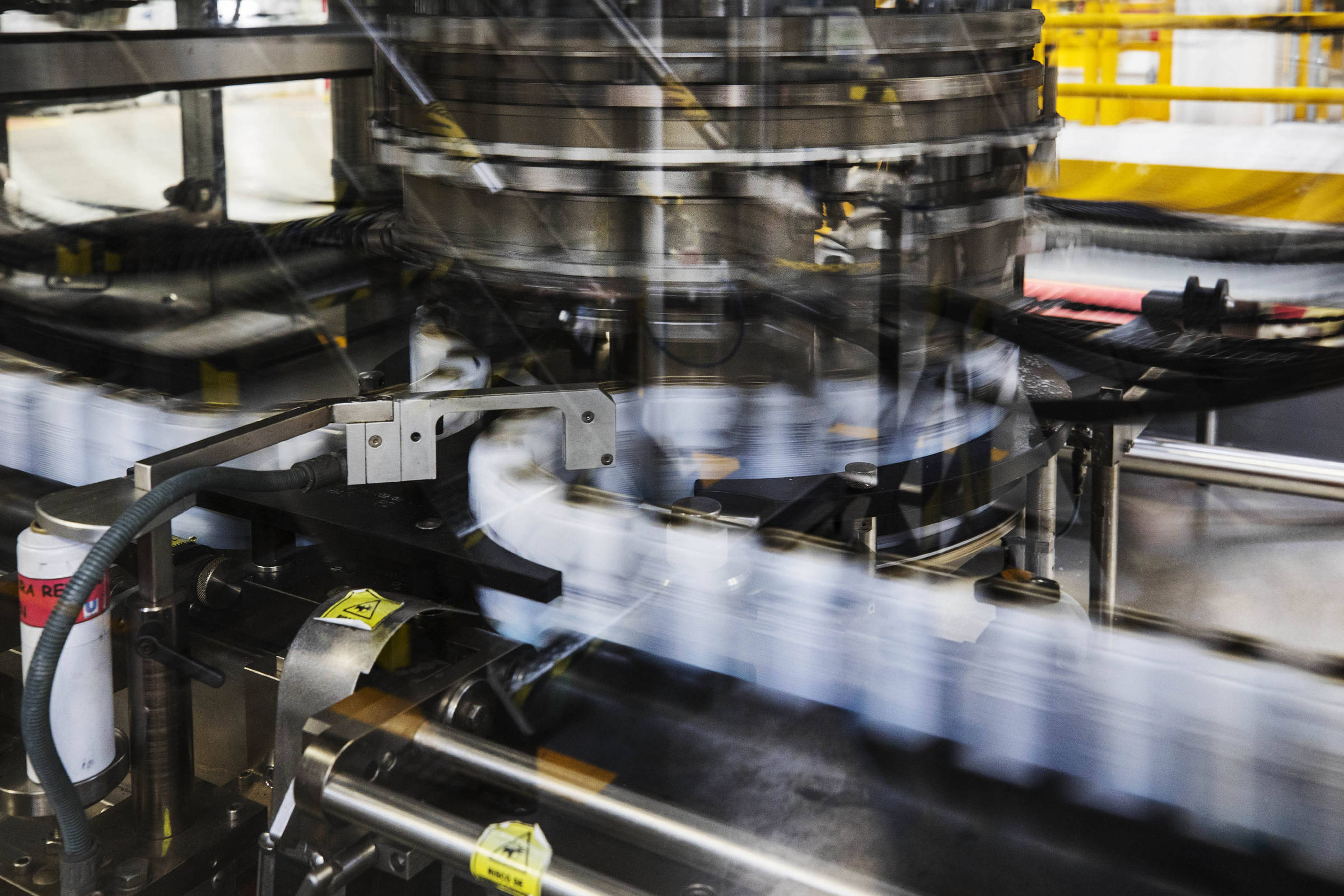 Unilever Brasil diz fabricar 80% de seus produtos com energia limpa