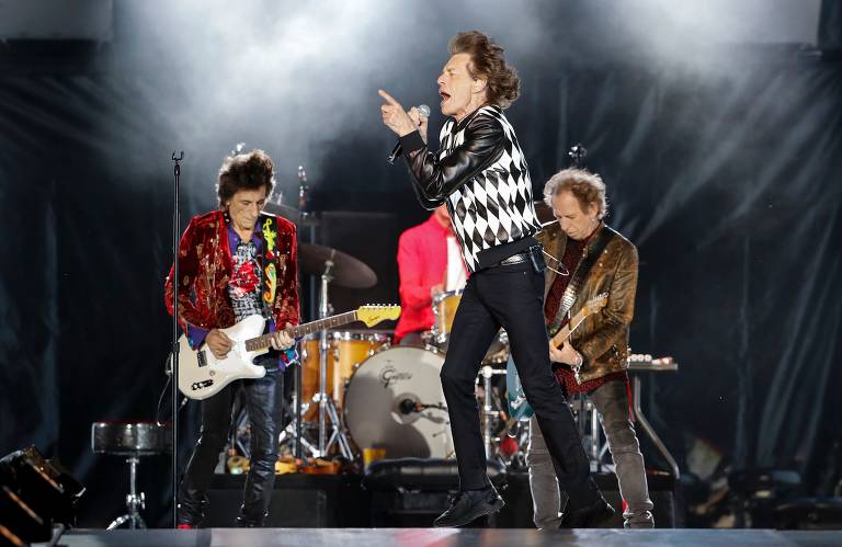 Ronnie Wood, Mick Jagger, Charlie Watts e Keith Richards, integrantes dos Rolling Stones, durante show da banda no Soldier Field, em Chicago, pela turnê americana 'No Filter'