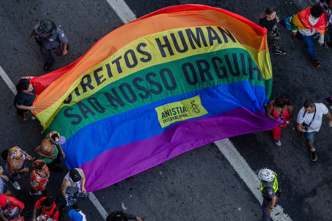SÃO PAULO, SP, 23.06.2019 - Público durante a 23ª Parada do Orgulho LGBT, na avenida Paulista, em São Paulo. (Foto: Eduardo Anizelli/Folhapress)
