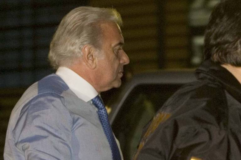 O investidor Naji Nahas chega ao IML (Instituto Médico Legal), em julho de 2008, para exame de corpo de delito, em São Paulo. Ele é apontado como o operador de Dantas que cuidava da lavagem no exterior