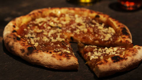 Pizza Genovese, novidade no menu da pizzaria Veridiana *** ****