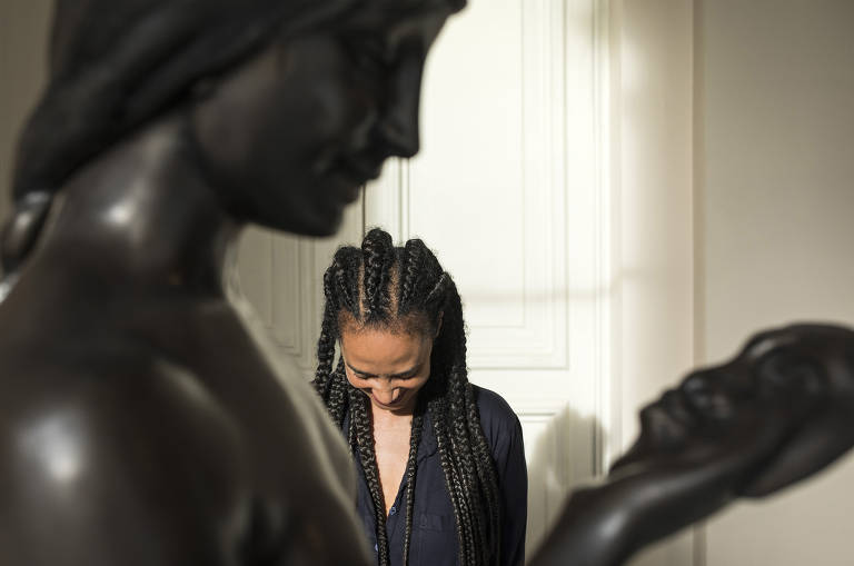 Escritora e artista plastica portuguesa Grada Kilomba no Museu Pinacoteca onde apresenta uma instalação de sua autoria. Grada também participará da Flip