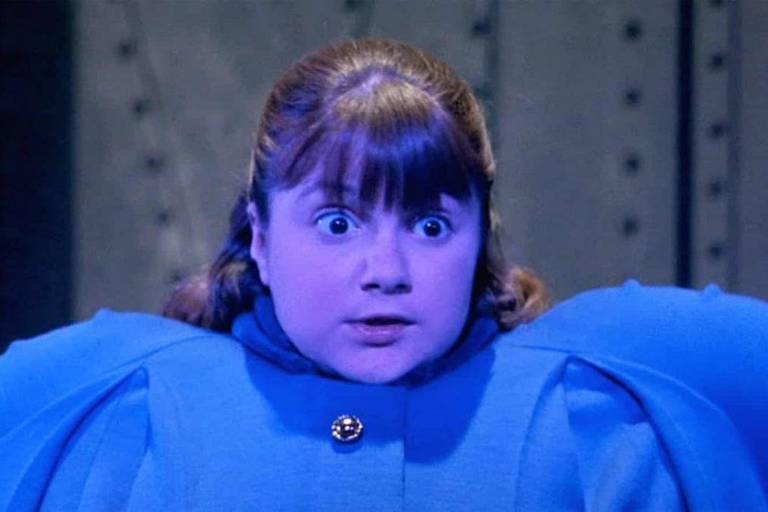 Denise Nickerson como Violet em 'A Fantástica Fábrica de Chocolate' (1971)