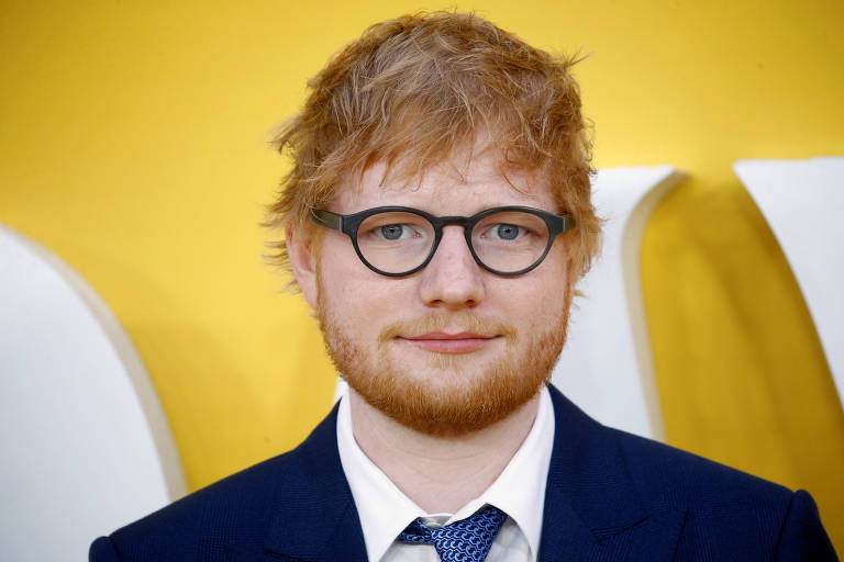 Ed Sheeran pagou a si mesmo R$ 240 mil por dia após empresa lucrar R$ 166,7 mi em 2018