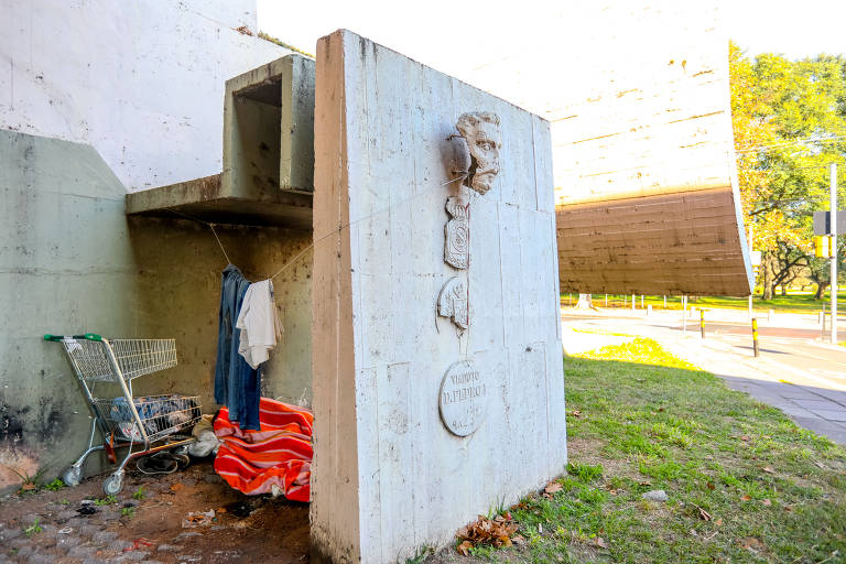 Moradores de rua de Porto Alegre. Na capital gaúcha, o número de pessoas em situação de rua dobrou entre 2016 e 2019, de 2.115 para 4.000, segundo a prefeitura