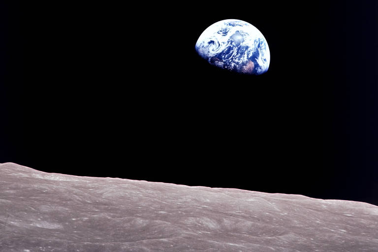 Foto de 24 de dezembro de 1968 mostra a Terra vista da órbita lunar