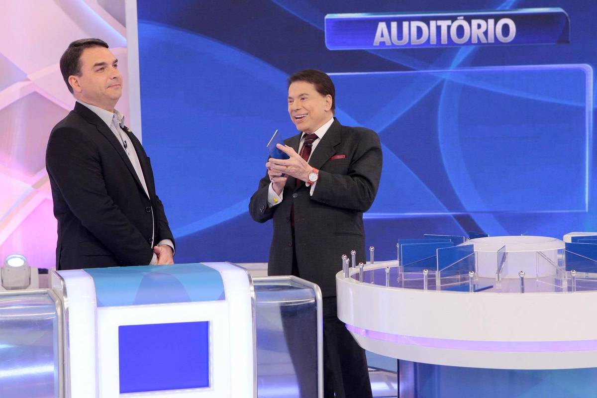 Senadores usam verba pública para viajar a SP e gravar com Silvio Santos