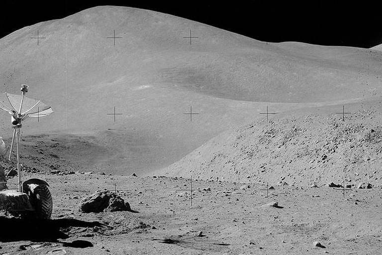 Imagem japonesa não pode ser só coincidência: A missão japonesa Kaguya (ou Selene), comandada pela Jaxa (agência espacial japonesa), em 2008, produziu imagens do solo lunar a partir de reconstruções em 3D. A resolução não era tão alta, mas foi possível encontrar uma semelhança impressionante entre os novos registros e aqueles feitos pela missão Apollo 15, de 1971