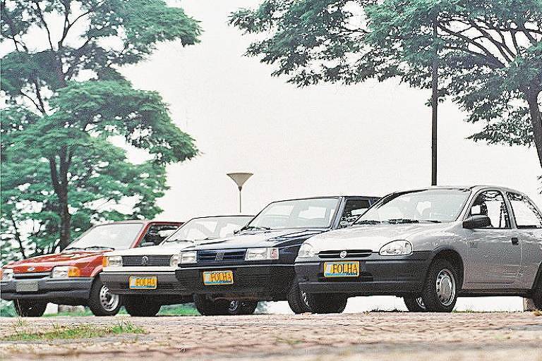 Carro popular: com a inflação, quanto custaria um Corsa dos anos