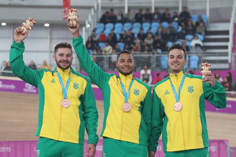 Finalista no Pan, João Menezes quase abandonou o tênis