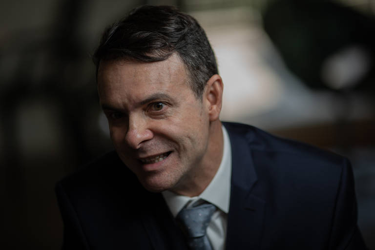 Desde o início de junho, o site Intercept Brasil vem publicando reportagens com base em mensagens trocadas por Telegram entre autoridades da Lava Jato. Desde então, outros veículos, como a Folha, também passaram a analisar o conteúdo e divulgar os diálogos