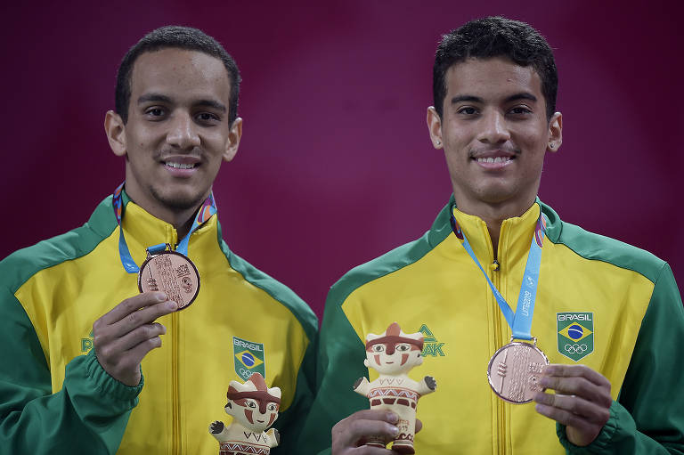 Finalista no Pan, João Menezes quase abandonou o tênis