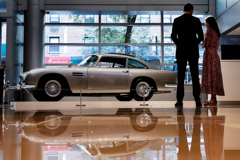Confira imagens do Aston Martin usado por James Bond em '007 contra Goldfinger'