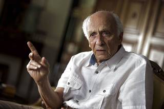 O diplomata Rubens Ricupero, 80, durante entrevista à Folha