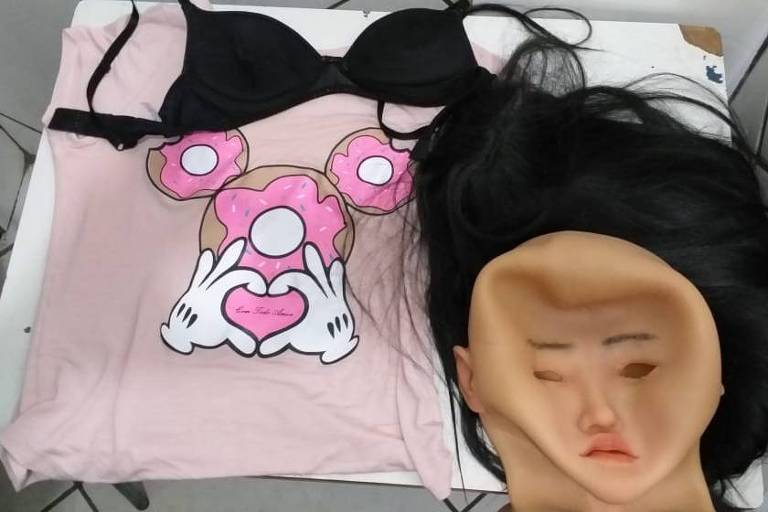 Máscara, peruca e roupa usados em tentativa de fuga de traficante no Rio
