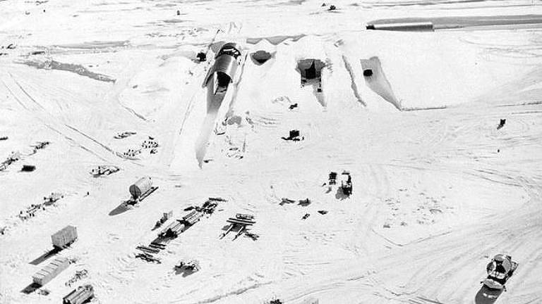 Foto do exército americano dos anos 60 retrata a base militar