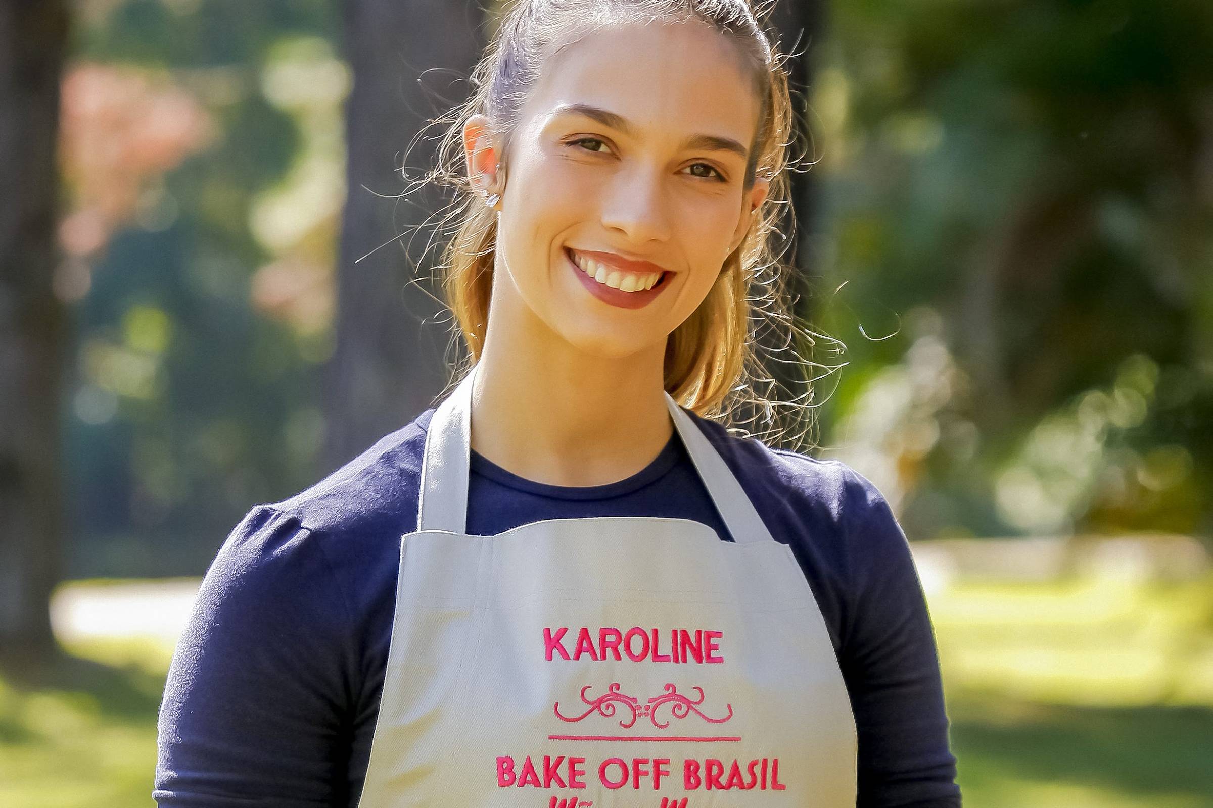 F5 - Televisão - Bake Off Brasil: Karoline é a campeã da 5ª temporada do  programa - 15/12/2019