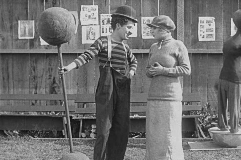 Cena do curta "Campeão de Boxe", de Charles Chaplin