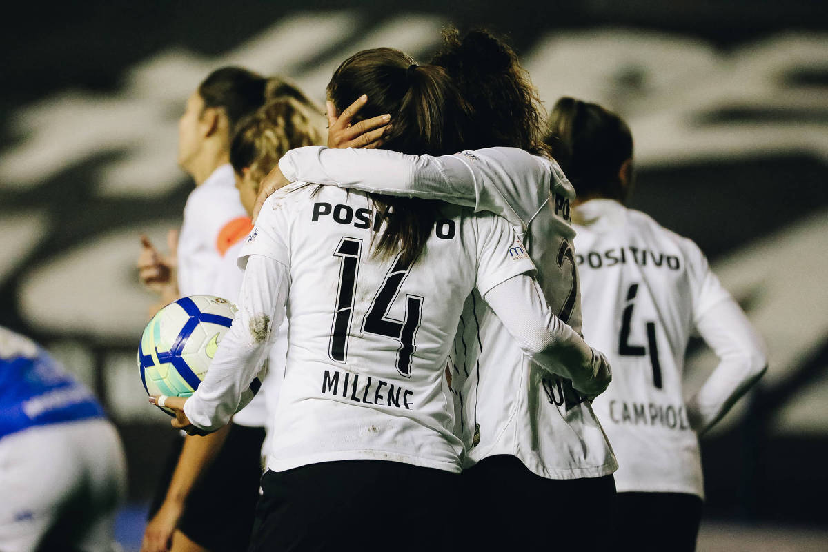 Time feminino do Corinthians ganha a 25ª seguida e bate recorde