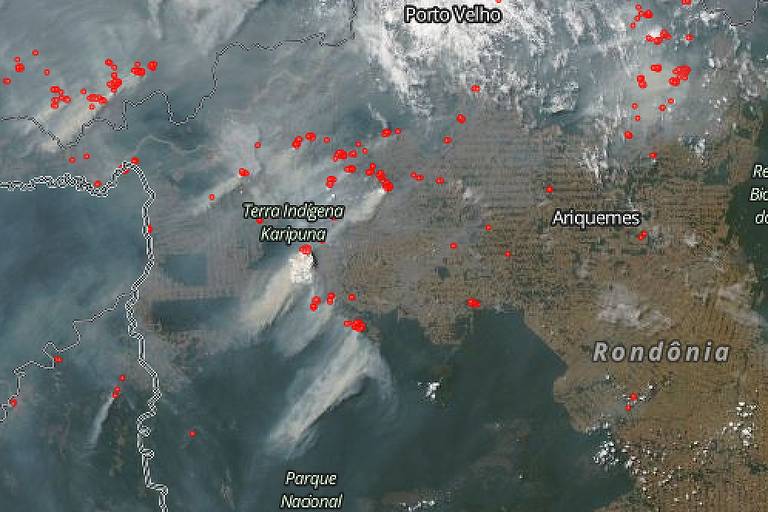 Focos de incêndio e fumaça em Rondônia em 16 de agosto de 2019 - Dados de satélite do EOSDIS, programa de observação terrestre da NASA
