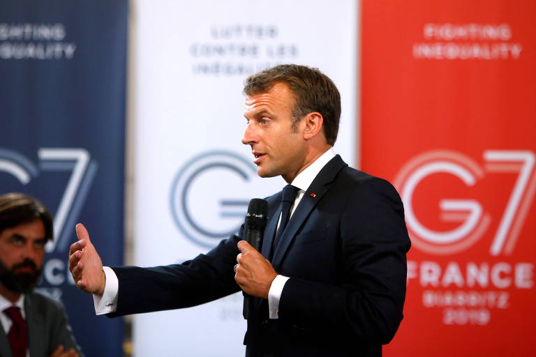 O presidente francês, Emmanuel Macron, fala em Paris na véspera do encontro do G7