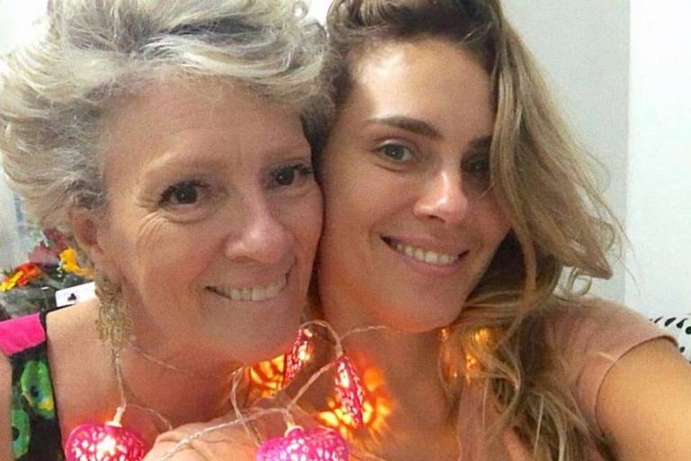 Mãe de Carolina Dieckmann morre e atriz faz homenagem: 'Vou morrer um pouco todo dia'