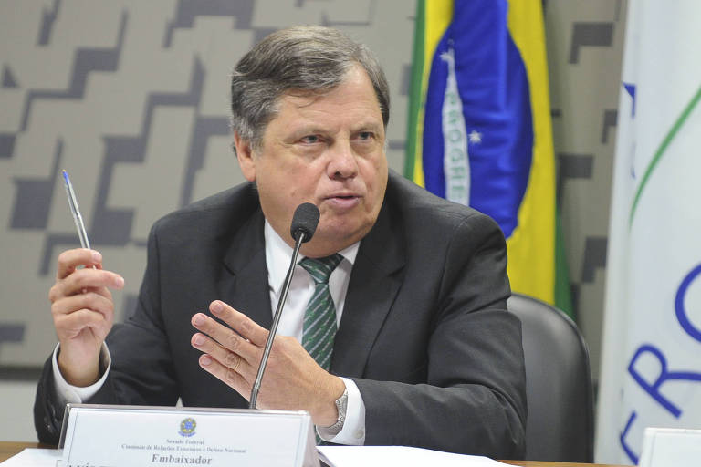 O diplomata Luís Fernando Serra durante sabatina na Comissão de Relações Exteriores e Defesa Nacional