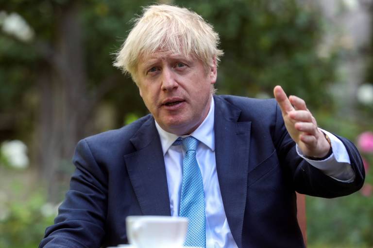 Boris Johnson diz que não quer novas eleições, mas ameaça convocá-las mesmo assim