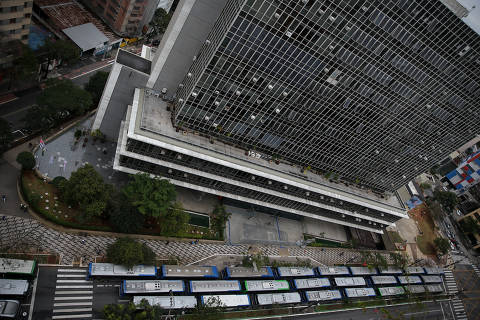 SAO PAULO/ SP, BRASIL, 06-09-2019: Movimentacao no Viaduto Jacarei em frente a Camara Municipal - Protesto de motoristas de onibus .   (Foto: Zanone Fraissat/Folhapress, COTIDIANO)***EXCLUSIVO****