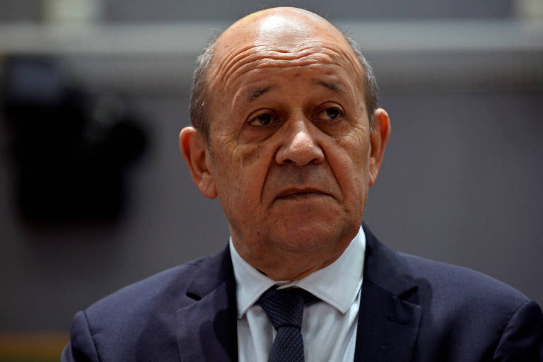 Diplomacia não é concurso de insultos, diz chanceler francês sobre tensão com Brasil