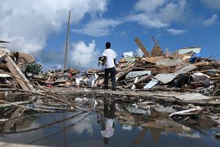 Bahamas Dorian toll climbs to 50, as thousands evacuated