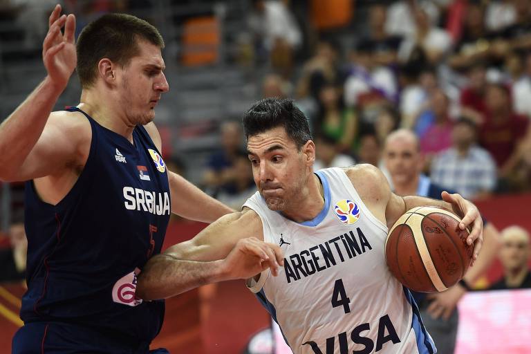 Brasil perde para a Argentina e amarga vice na Copa América de basquete