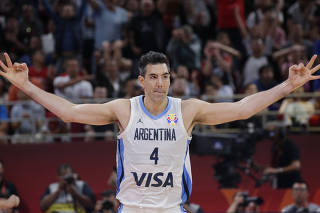 Basketball - FIBA World Cup - Semi Finals - Argentina v France