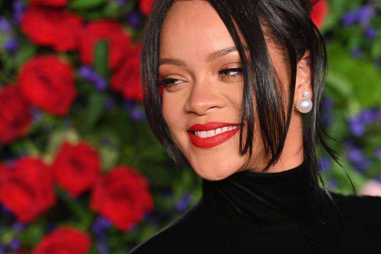 Rihanna em baile beneficente que aconteceu nesta quinta (12) em Nova York