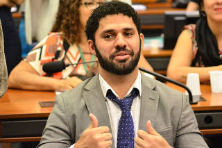 O deputado federal David Miranda (PSOL-RJ) em sessão na Câmara