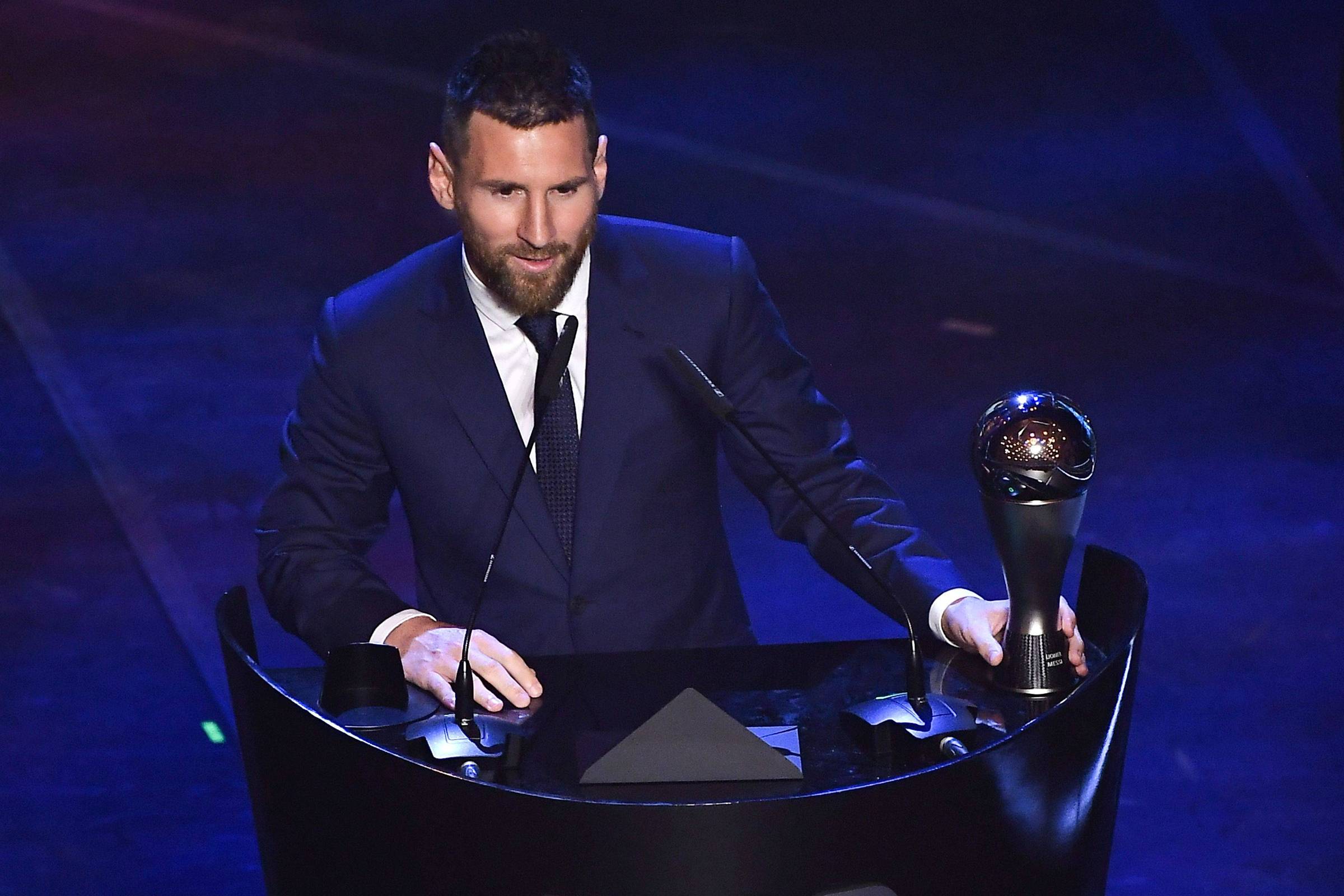 Dominado por CR7 e Messi, Fifa elege melhor jogador do mundo de