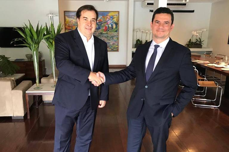 Rodrigo Maia e Sergio Moro em encontro nesta quinta (28)