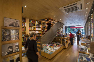 Cad Especial Economia da Arte. Mercado Editorial, Nova livraria  Travessa localizada na rua dos Pinheiros em SP
