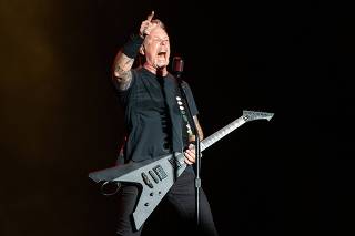 Metallica postpone Australia, NZ tour after frontman enters rehab