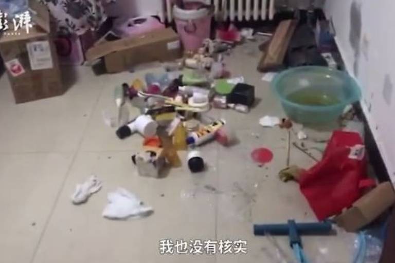 Usuários do Weibo ficaram chocados com o estado do apartamento de Li