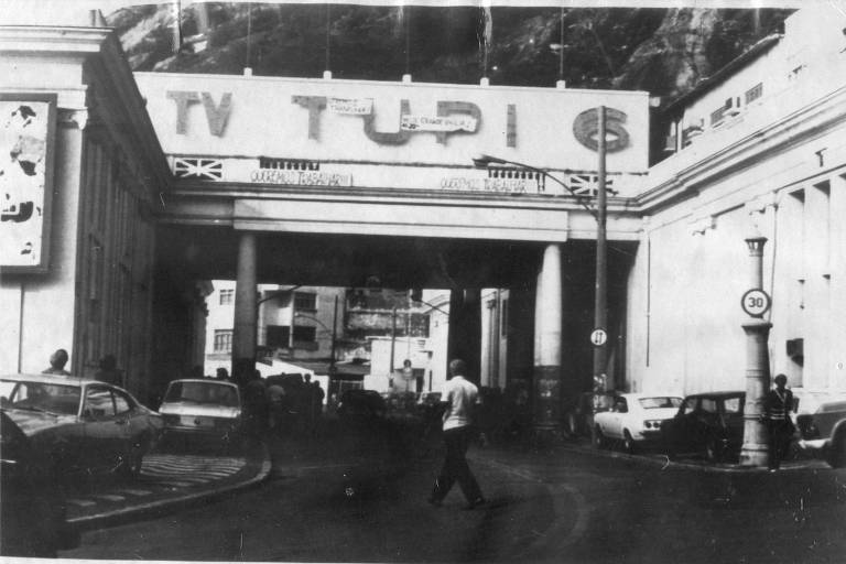 Fachada do ex-cassino da Urca, que virou sede da ex-TV Tupi, no Rio de Janeiro