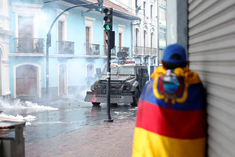 Equador decreta estado de exceção devido a protestos por alta da gasolina