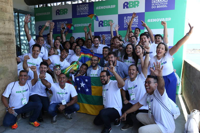 Participantes de encontro promovido pela organização RenovaBR no Recife (PE), com alunos do Nordeste que cogitam disputar eleições em 2020