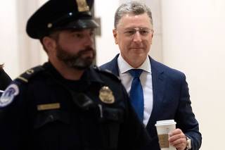 Former US Special Envoy to Ukraine Kurt Volker expected to give House deposition in impeachment inquiry