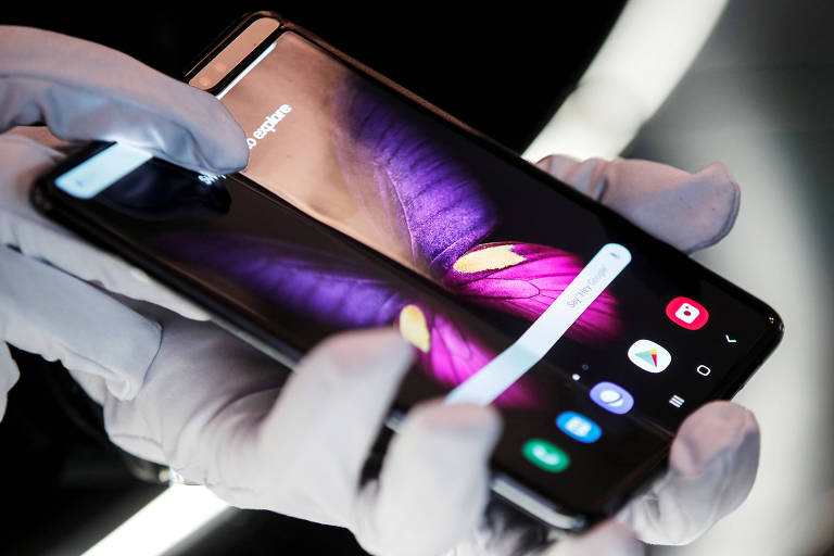 Samsung lança novos smartphones Galaxy, visando consumidores cansados da pandemia